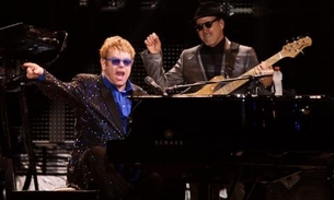 Elton John dá show em São Paulo